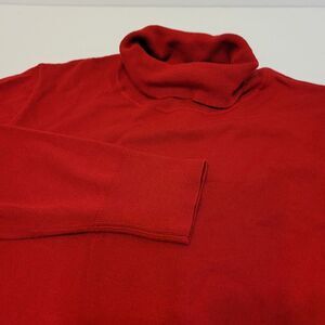 Leo & Nicole, Red Turtleneck Sweater, size PXL